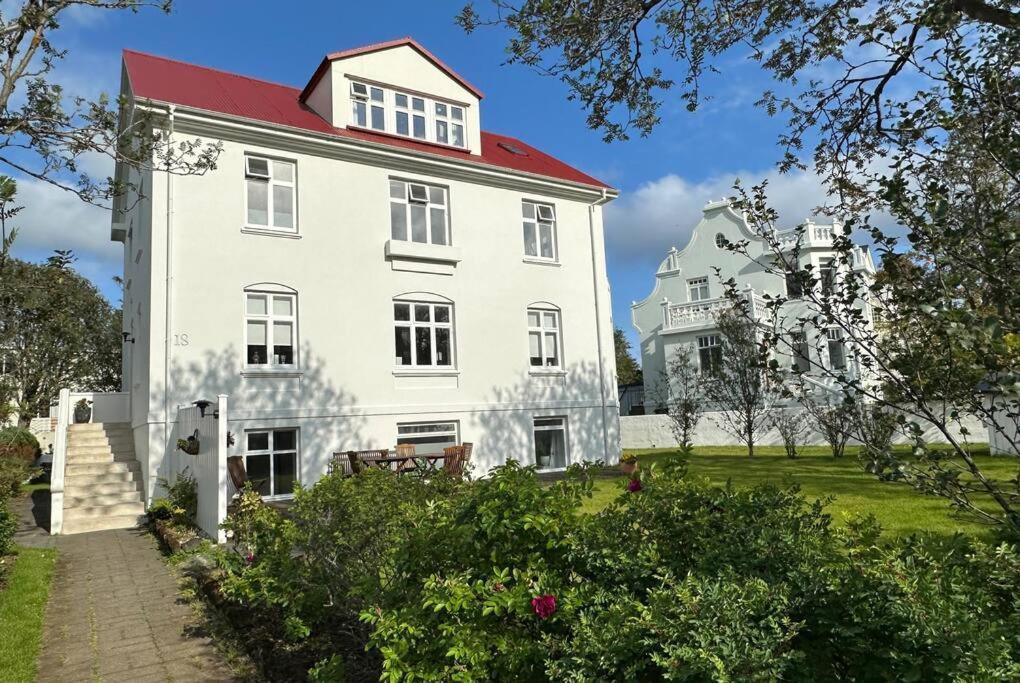 Beautiful 2 Bedroom Apartment Downtown Reikiavik Exterior foto